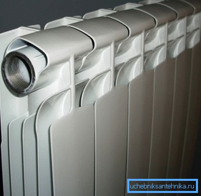 Aluminium-Sektionsbatterien sind eine gute Wahl für eine Stand-Alone-Schaltung. Aluminium-Sektionsbatterien sind eine gute Wahl für eine Stand-Alone-Schaltung.