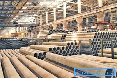 Asbestzementrohr 300 mm. Produktion Asbestzementrohr 300 mm. Produktion