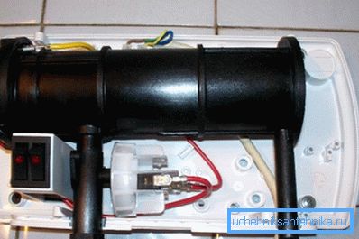 Atmor Basic 3,5 KW, Innenansicht. Atmor Basic 3,5 KW, Innenansicht.