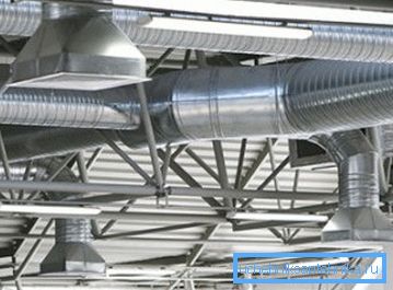 Das Alarmsystem ist auf eine möglichst schnelle Entrauchung ausgelegt. Das Alarmsystem ist auf eine möglichst schnelle Entrauchung ausgelegt.