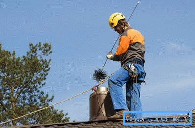 Der Ofen funktioniert nicht ohne den Kamin zu reinigen. Der Ofen funktioniert nicht ohne den Kamin zu reinigen.