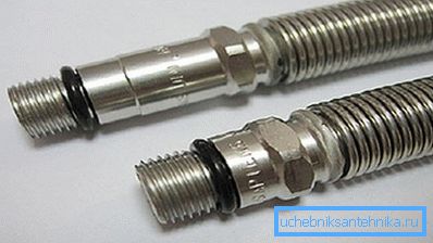 Defektes Gewinde lässt die Verbindung nicht dicht werden Defektes Gewinde lässt die Verbindung nicht dicht werden
