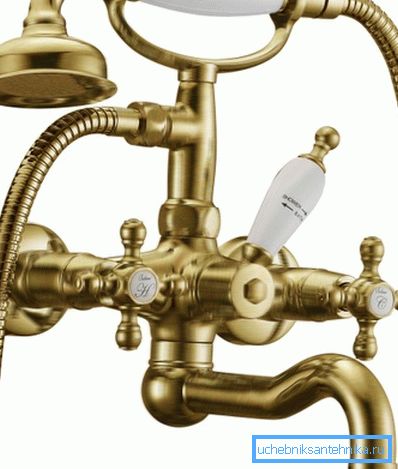 Bronze Wasserhahn mit Dusche sieht luxuriös aus Bronze Wasserhahn mit Dusche sieht luxuriös aus