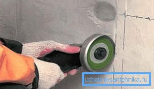 Je stärker das Mahlwerk ist, desto tiefer kann die Nut hergestellt werden Je stärker das Mahlwerk ist, desto tiefer kann die Nut hergestellt werden
