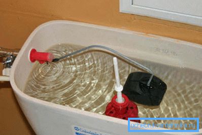 Was zu tun ist - WC-Schüssel leckt Wasser Was zu tun ist - WC-Schüssel leckt Wasser