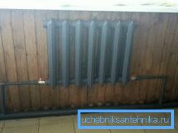 Gussradiatoren sind längst nicht mehr die beste Lösung, werden aber auch heute noch verwendet Gussradiatoren sind längst nicht mehr die beste Lösung, werden aber auch heute noch verwendet