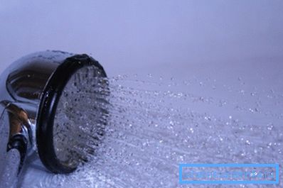 Druck und Temperatur müssen sehr sorgfältig ausgewählt werden. Druck und Temperatur müssen sehr sorgfältig ausgewählt werden.