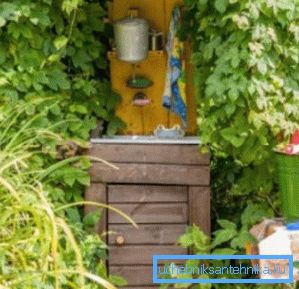 Selbst mit dem gängigsten Waschtisch können Sie kreativ und bequem einen Platz für hygienische Verfahren einrichten. Selbst mit dem gängigsten Waschtisch können Sie kreativ und bequem einen Platz für hygienische Verfahren einrichten.