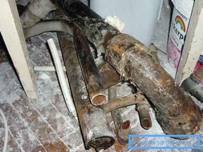 2756 Abgebaute Bereiche der alten Steigleitung