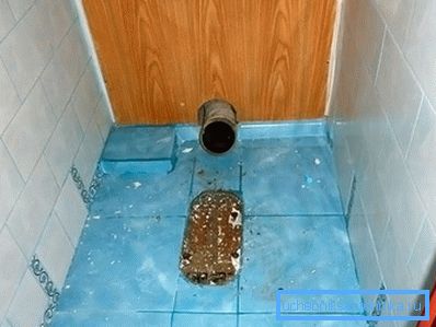 WC-Schüssel demontieren WC-Schüssel demontieren