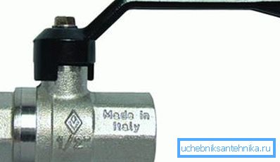 Langer Hebel reduziert spürbar Ihren Aufwand. Langer Hebel reduziert spürbar Ihren Aufwand.
