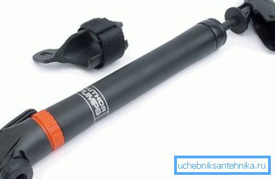 Sie können eine gewöhnliche Fahrradpumpe verwenden, um einen Überdruck zu erzeugen. Dadurch wird unser Waschbecken nicht flüchtig. Sie können eine gewöhnliche Fahrradpumpe verwenden, um einen Überdruck zu erzeugen. Dadurch wird unser Waschbecken nicht flüchtig.