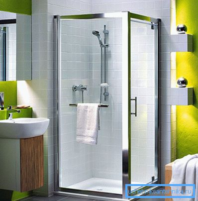 Dusche 90 bis 110 mit niedriger Basis. Dusche 90 bis 110 mit niedriger Basis.