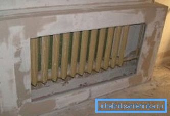 Die einzige Minusbox für Gipskartonplatten - ihre Massivität nimmt viel Platz in Anspruch (andererseits erhalten Sie ein praktisches Regal zum Aufbewahren von Die einzige Minusbox für Gipskartonplatten - ihre Massivität nimmt viel Platz in Anspruch (andererseits erhalten Sie ein praktisches Regal zum Aufbewahren von