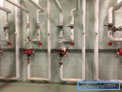 Der Betrieb des Heizungssystems der Wohnung sorgt für das periodische Auswaschen von Kalk und Mineralablagerungen.