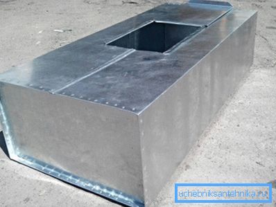 Kapazität von verzinktem Metall. Kapazität von verzinktem Metall.
