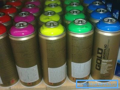 Eine weitere effektive Option ist die Verwendung von Graffiti-Spraydosen. Eine weitere effektive Option ist die Verwendung von Graffiti-Spraydosen.