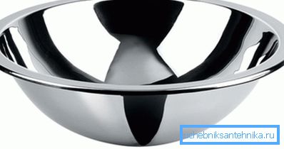Die Form der Schale unterscheidet sich nicht von allgemein anerkannten Standards. Die Form der Schale unterscheidet sich nicht von allgemein anerkannten Standards.