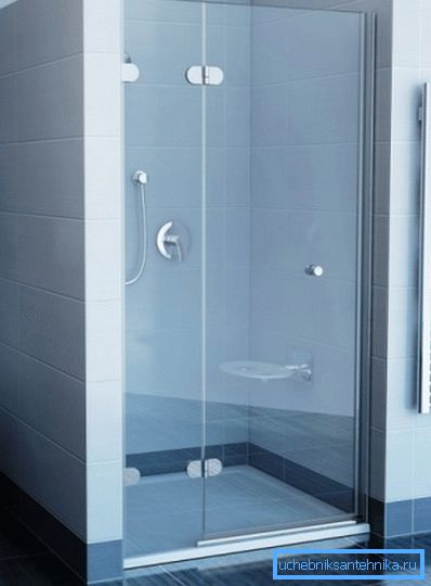 Foto der Tür zur Dusche Foto der Tür zur Dusche