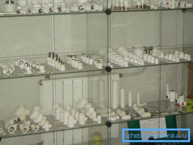 Foto-Schaukasten mit Klempnerarbeitskopfhörer Foto-Schaukasten mit Klempnerarbeitskopfhörer