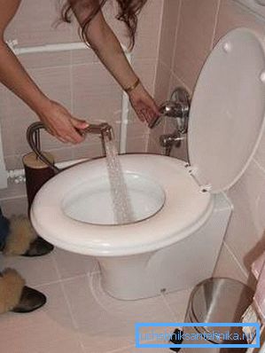 Die hygienische Dusche kann für verschiedene häusliche Zwecke verwendet werden.