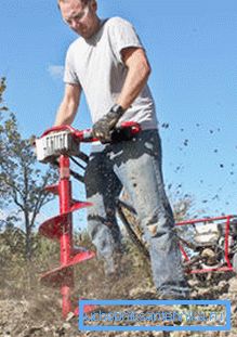 Benutzung der Motorbohrmaschine Benutzung der Motorbohrmaschine