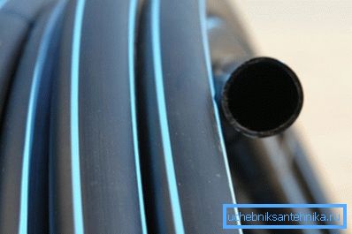 Die Produkte sind entlang des Körpers mit einem blauen Streifen gekennzeichnet, für diese Art von Material GOST - 18599-2001. Die Produkte sind entlang des Körpers mit einem blauen Streifen gekennzeichnet, für diese Art von Material GOST - 18599-2001.