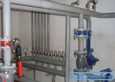 Wie bei jedem Engineering-System müssen die Rohrleitungen berechnet werden. Wie bei jedem Engineering-System müssen die Rohrleitungen berechnet werden.