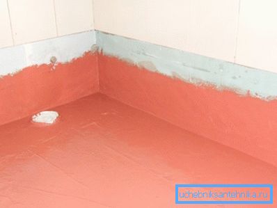 Wie ist der Boden in der Dusche ohne eine Palette aus Polymermaterialien wasserdicht Wie ist der Boden in der Dusche ohne eine Palette aus Polymermaterialien wasserdicht