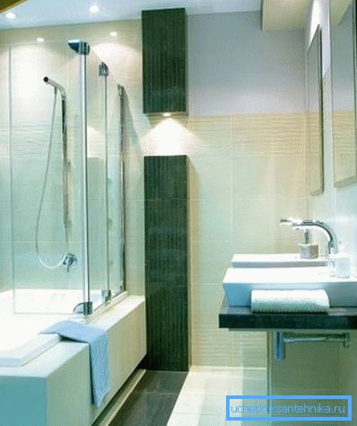 So installieren Sie eine Dusche auf dem Land mit einer Badewanne So installieren Sie eine Dusche auf dem Land mit einer Badewanne