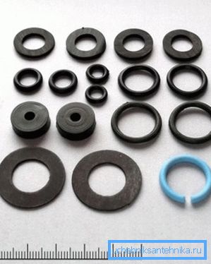 Ringe und Drüsen - die beliebtesten Teile für Küchenarmaturen Ringe und Drüsen - die beliebtesten Teile für Küchenarmaturen