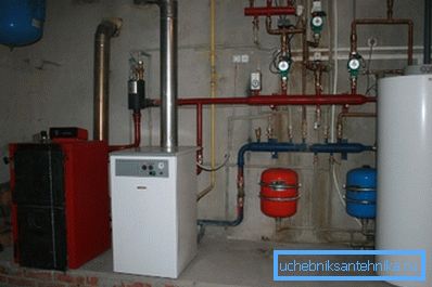 Die Kombination aus Festbrennstoff und Gas Die Kombination aus Festbrennstoff und Gas