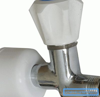 Kran KRP-20 erfüllt trotz der schlichten Optik alle Anforderungen von GOST Kran KRP-20 erfüllt trotz der schlichten Optik alle Anforderungen von GOST