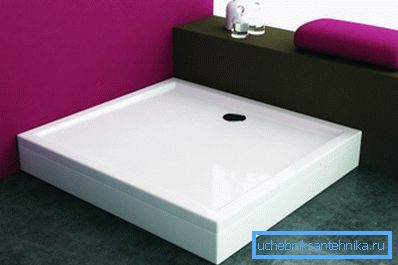 Das lakonische Design und die Schlichtheit der Formen sind das Markenzeichen moderner Interieurmode. Das lakonische Design und die Schlichtheit der Formen sind das Markenzeichen moderner Interieurmode.