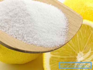 Zitronensäure ist die perfekte Kombination aus Schleifmittel und chemischem Reagenz. Zitronensäure ist die perfekte Kombination aus Schleifmittel und chemischem Reagenz.