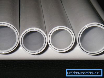 Kunststoff aus Metall Kunststoff aus Metall