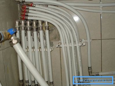 Metall-Kunststoff-Konturen gelten als das zuverlässigste aller Polymerprodukte Metall-Kunststoff-Konturen gelten als das zuverlässigste aller Polymerprodukte