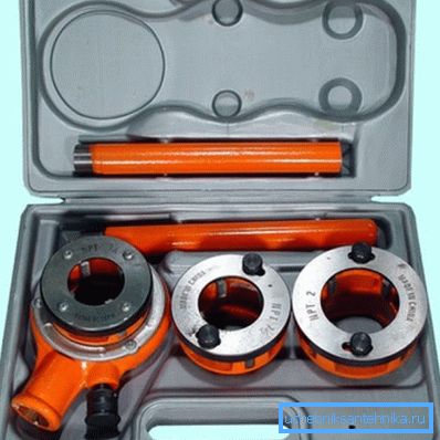 Modell KTT-1 4-1-1 2 2 mit Ratsche Modell KTT-1 4-1-1 2 2 mit Ratsche