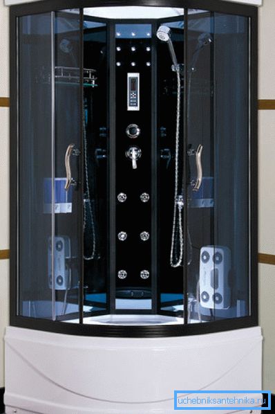 Modell mit Hydromassage, Belüftung und anderen schönen Ergänzungen Modell mit Hydromassage, Belüftung und anderen schönen Ergänzungen