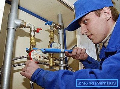 Installation eines neuen Warmwasserzählers Installation eines neuen Warmwasserzählers