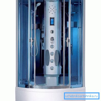 Auf dem Foto - Hydromassage-Duschbox. Auf dem Foto - Hydromassage-Duschbox.