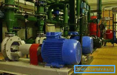 Auf dem Foto - das Innere der Pumpstation.
