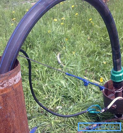 Auf dem Foto: Mit Hilfe der Pumpe können Sie selbst die größten Verschmutzungen durchdringen. Auf dem Foto: Mit Hilfe der Pumpe können Sie selbst die größten Verschmutzungen durchdringen.
