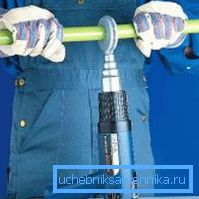 Auf dem Foto - selbst gemachter Lötkolben, der die Qualität der Verbindungen nicht garantiert. Auf dem Foto - selbst gemachter Lötkolben, der die Qualität der Verbindungen nicht garantiert.