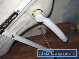 Schraubensiphon mit Wellung. Schraubensiphon mit Wellung.