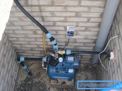 Oberflächenmontierte Pumpe. Oberflächenmontierte Pumpe.