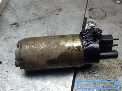 Pumpe ohne Flüssigkeit durchgebrannt Pumpe ohne Flüssigkeit durchgebrannt
