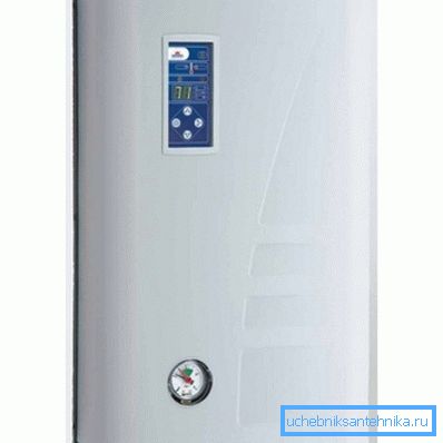 An der Wand befestigter elektrischer Heizkessel. An der Wand befestigter elektrischer Heizkessel.