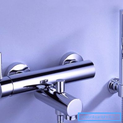 Die Wandhygienedusche mit einem Mischer kann in der Küche verwendet werden, insbesondere wenn sich mehrere Waschbecken im Abstand befinden. Die Wandhygienedusche mit einem Mischer kann in der Küche verwendet werden, insbesondere wenn sich mehrere Waschbecken im Abstand befinden.