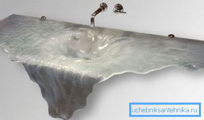 Nicht nur ein Waschbecken, sondern ein wahres Kunstwerk. Nicht nur ein Waschbecken, sondern ein wahres Kunstwerk.